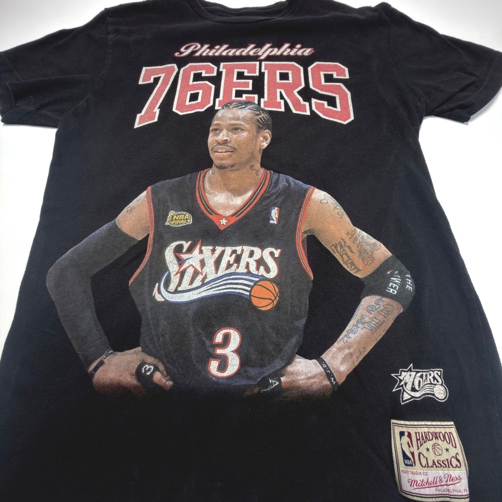 Mitchell‎ & Ness Allen Iverson 76ers Shirt Mens Medium Black NBA Graphic HWC Tee
